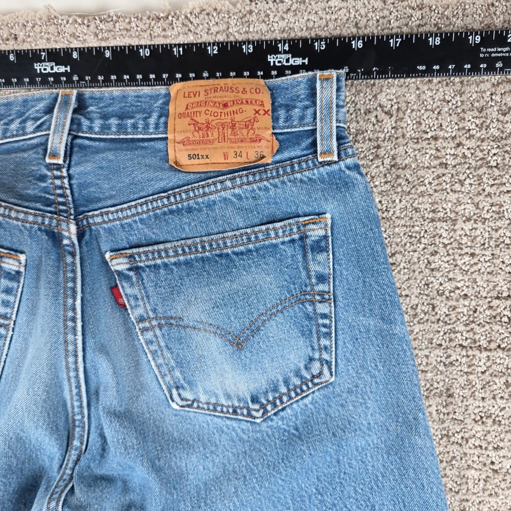 Vintage 90s Levi's 501xx 32x34 Mens Blue Straight Leg Denim Jeans Made in USA - Picture 13 of 14